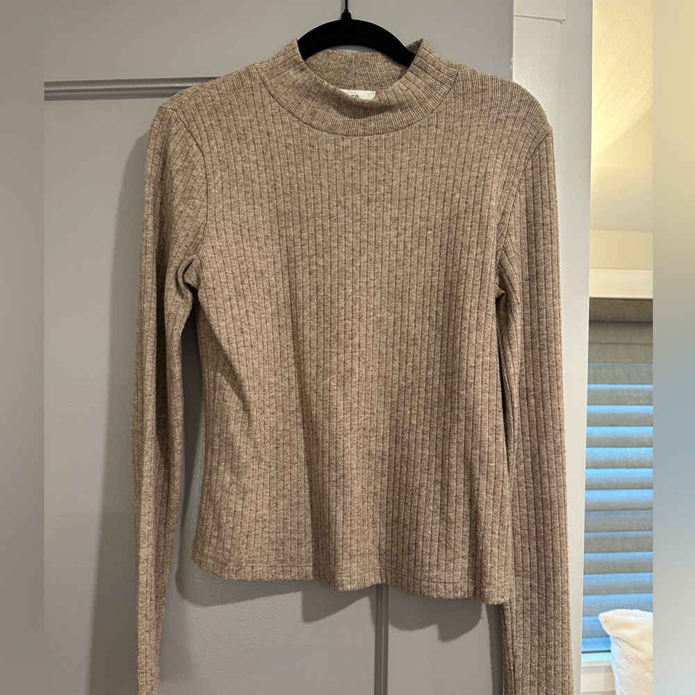 Vince beige sweater size S